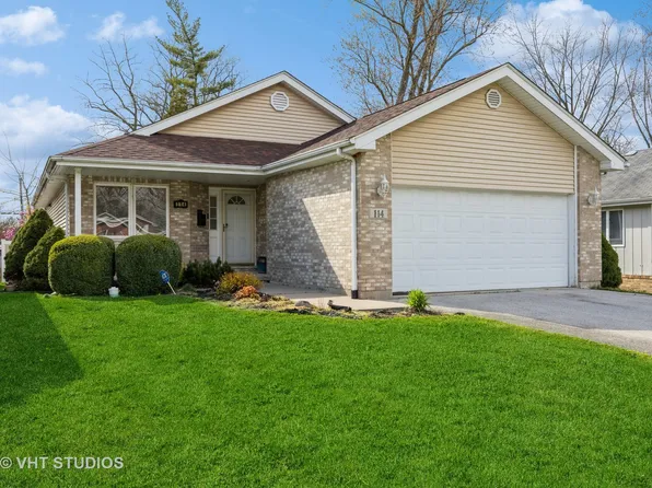 114 N Rebecca St, Glenwood, IL 60425