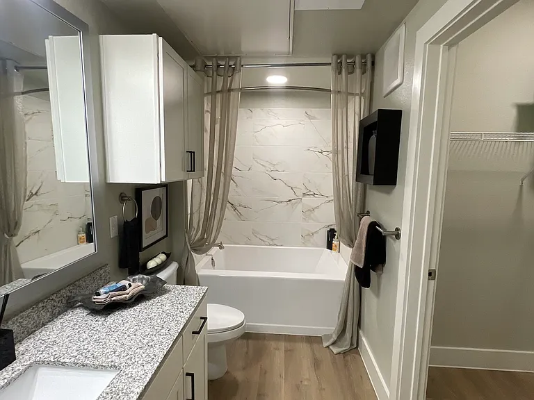 Rollingwood Dr — Photo 16