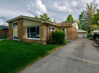 11101 Windsor Dr, Westchester, IL