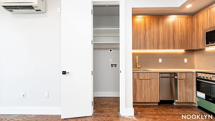 Rented by Nooklyn NYC LLC | media 5