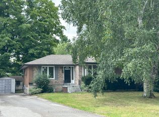 570 Wingrove Cres, Oakville, ON L6L4R6