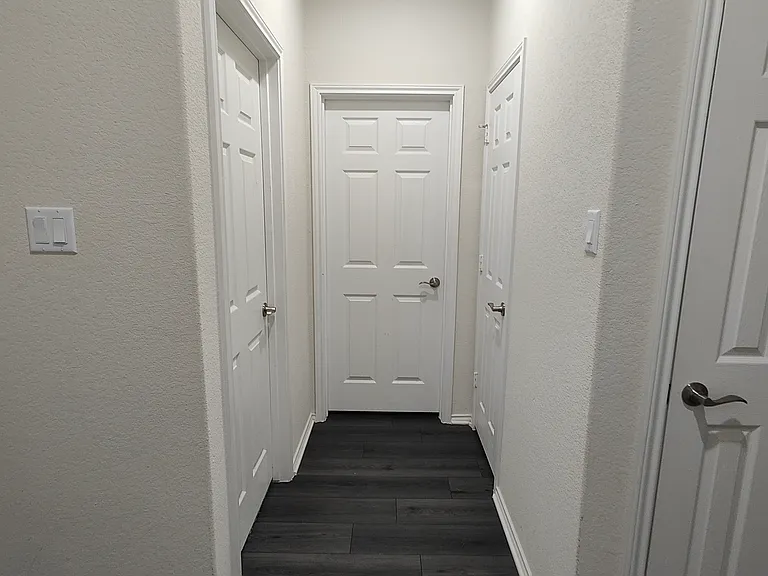 Porch Area - Access to lenin room, Guest Bedroom and Guest Full bath