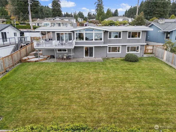 6823 Soundview Drive, Gig Harbor, WA 98335