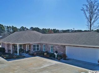 Grandwood Ln, Scottsboro, AL 35769