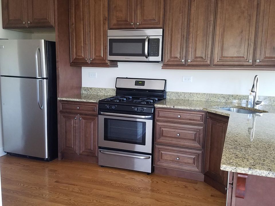 1st image of 7600 N Eastlake Ter APT 1