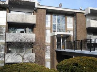 1401 Charlemagne Cir, Pittsburgh, PA