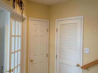 240 Park Square Ln, Pittsburgh, PA 15238