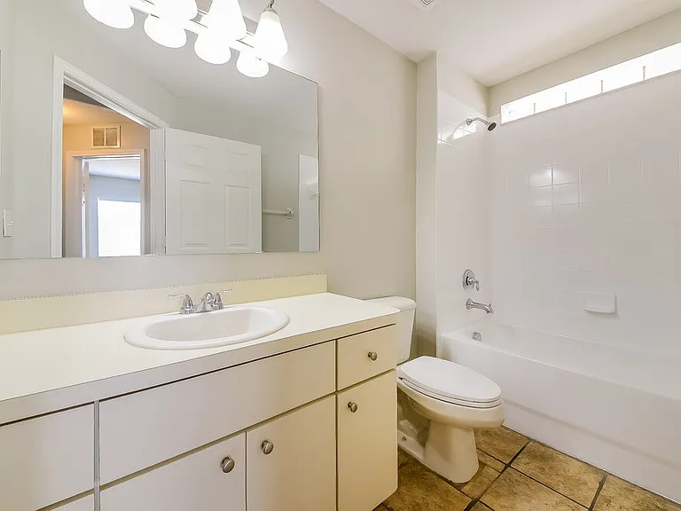 727 Cristelle Jean Dr — Photo 15
