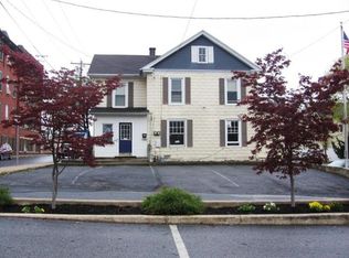 24 S Church St, Ephrata, PA 17522