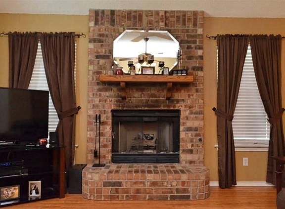 5th image of 1027 Roundrock Dr