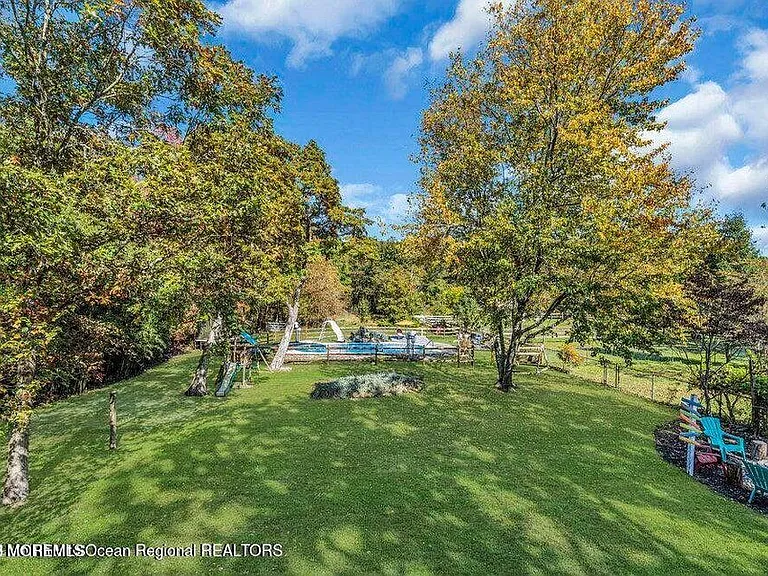 541 Frank Applegate Rd — Photo 21