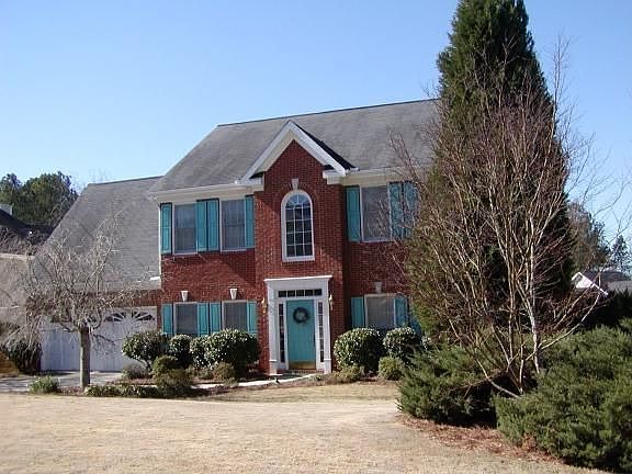 395 Riverbirch Lane