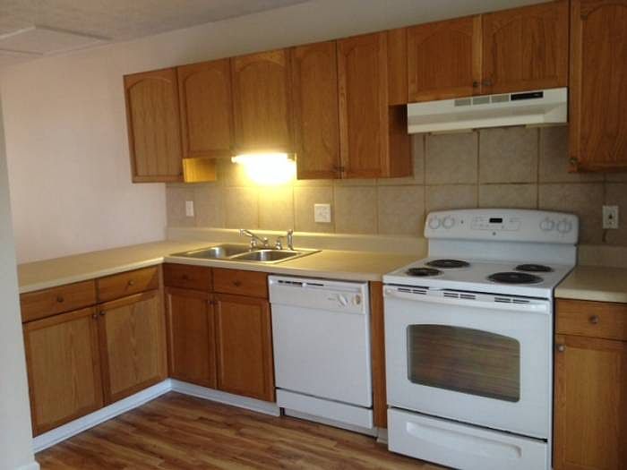 2nd image of 5161 Spring St APT H1