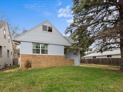 1365 Woodbridge St, Saint Paul, MN, 55117