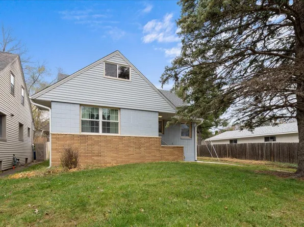 1365 Woodbridge St, Saint Paul, MN 55117