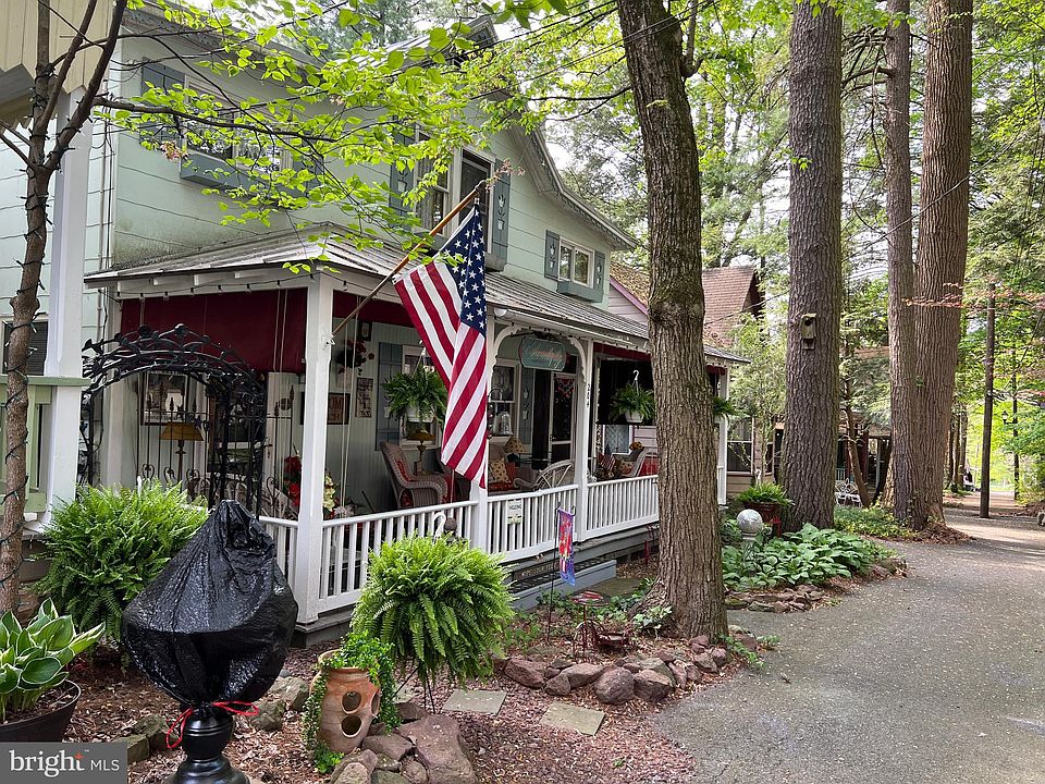 204 4th St, Mount Gretna, PA 17064 | Zillow