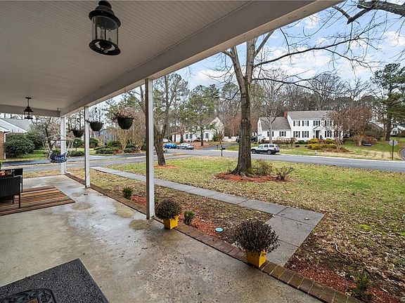 4th image of 9705 Wildbriar Ln