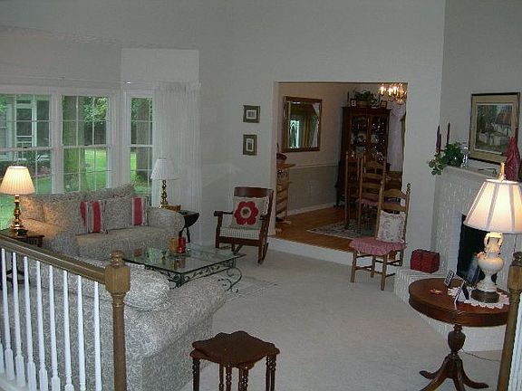 2nd image of 225 Westwind Dr APT 17