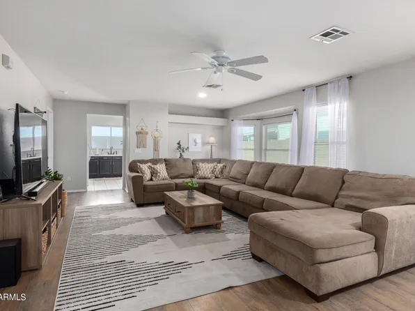 2957 W LONE CACTUS Drive, Phoenix, AZ 85027