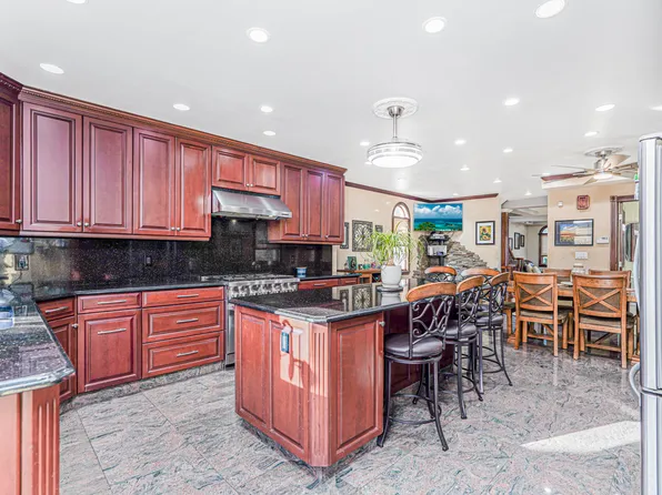 1458 81st Street image 13 of 36