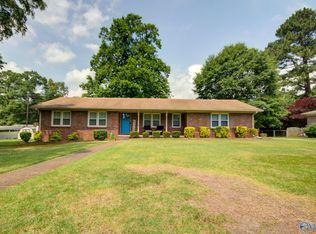 909 Gable Cir, Hartselle, AL 35640