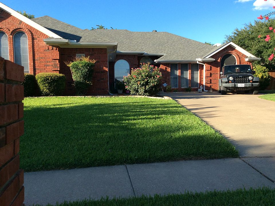 1st image of 6733 Brittany Park Ct