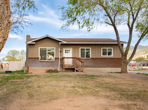 4766 N Muletrain Dr, Enoch, UT 84721
