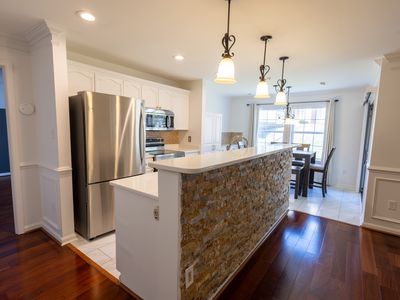 2406 Dominion Dr APT 1B, Frederick, MD, 21702