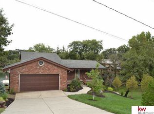 8866 Greenwood Rd, Plattsmouth, NE 68048