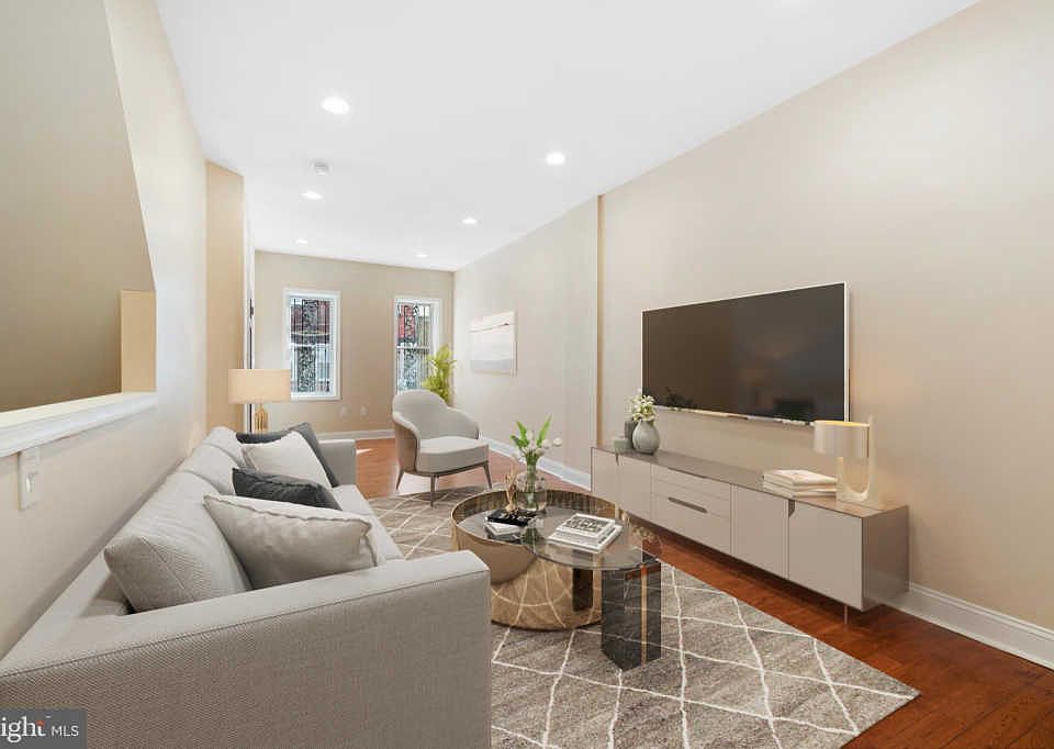 1st image of 2554 N 8th St #1