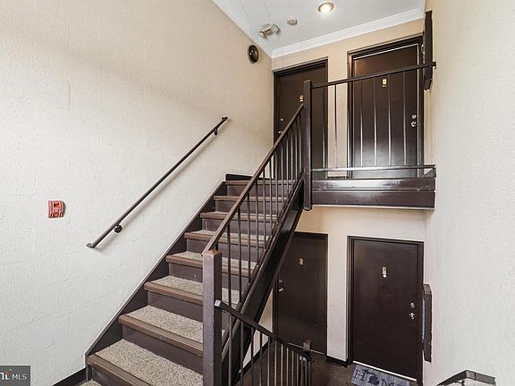 2nd image of 1403 Key Pkwy Unit 301A