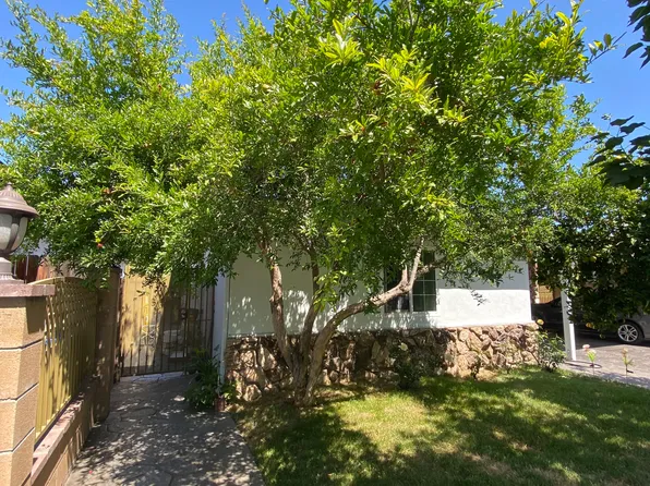 7022 Mammoth Ave #2, Van Nuys, CA 91405
