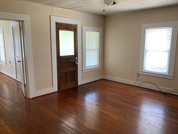 3rd image of 7409 Flounder Dr