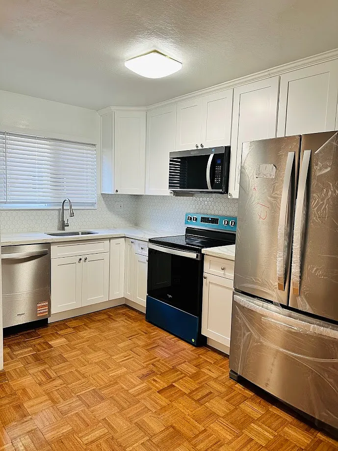 Building Photo - 9005 Alcosta Blvd #189