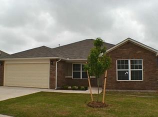 11524 SW 25th St, Yukon, OK 73099