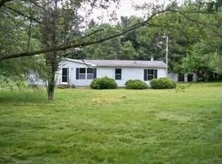 28940 Coulter St, Edwardsburg, MI 49112