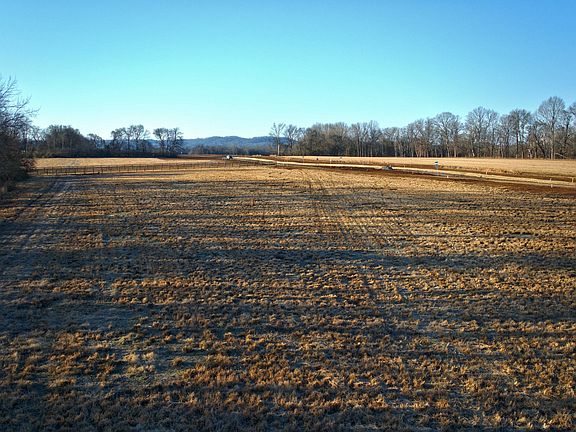 5th image of 3021 Del Rio Pike Lot 66
