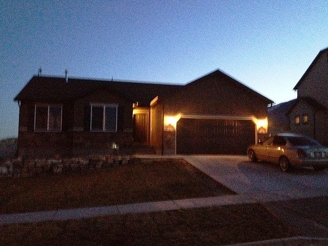 1st image of 223 Caracara St
