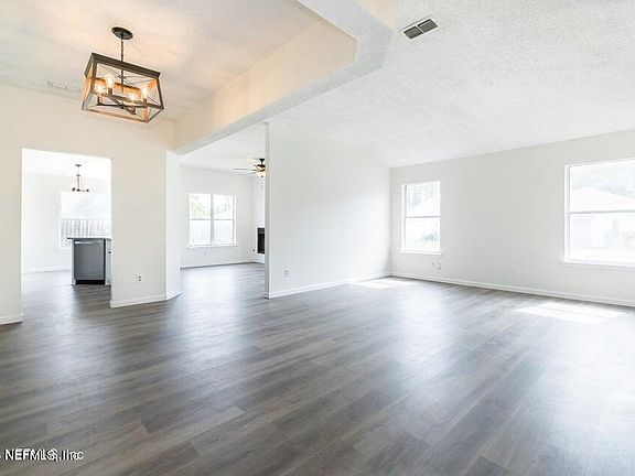4th image of 12367 SONDRA COVE Court