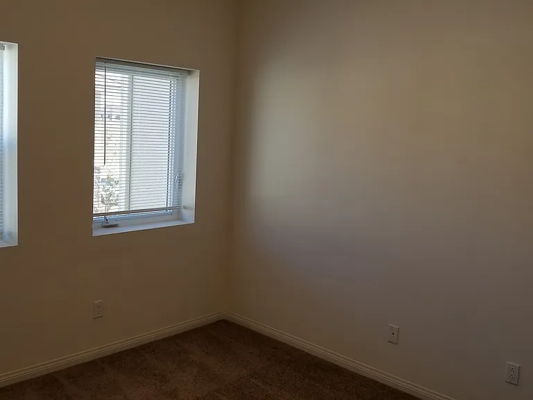 907 W Lincoln Ave #4 — Photo 7