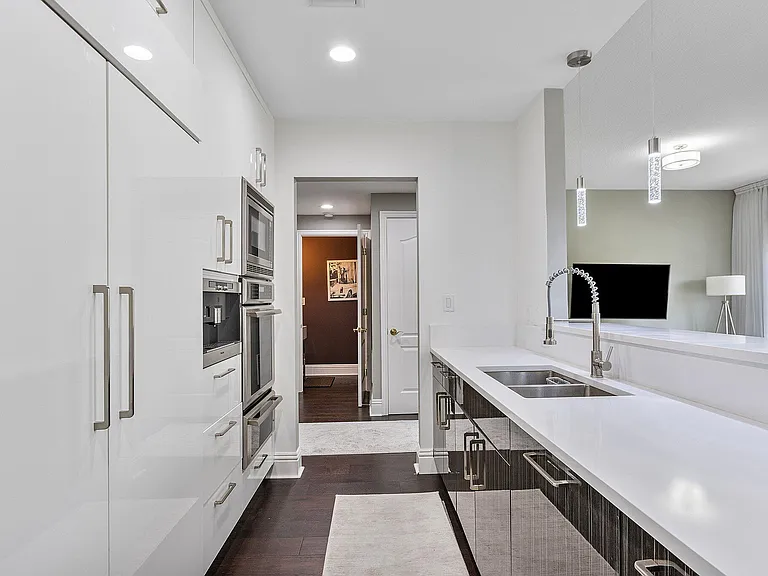 200 E Palmetto Park Rd #10 — Photo 13