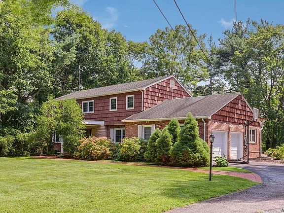 2nd image of 5 Carol Ct