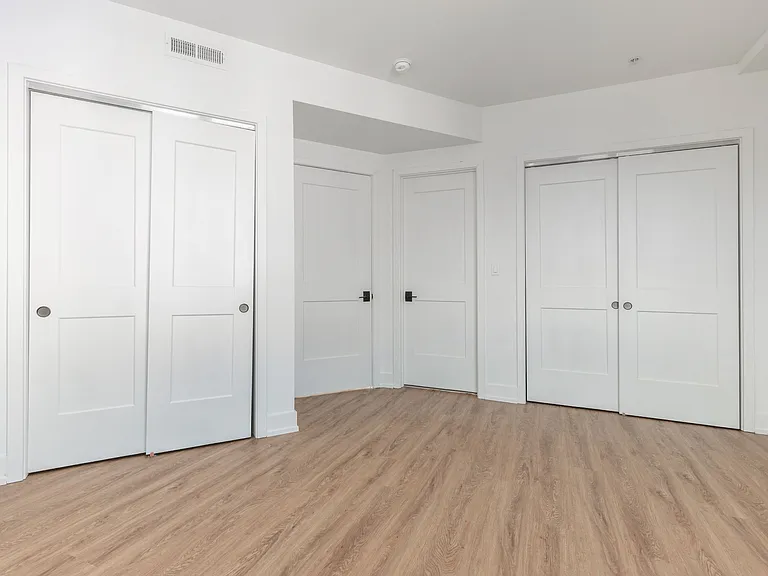 1525 Ridge Ave #301 — Photo 11