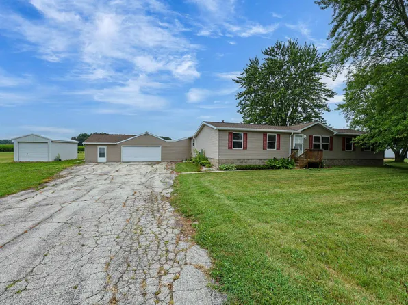 E1207 Town Hall Rd, Luxemburg, WI 54217
