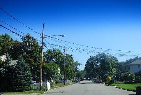 2nd image of 253 48th St
