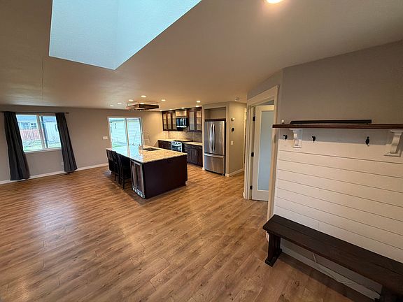 3rd image of 5019 110th St NE