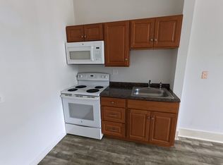 206 Main St APT 6, Ansonia, CT 06401