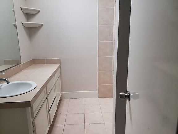 4th image of 3626 Cyril Dr