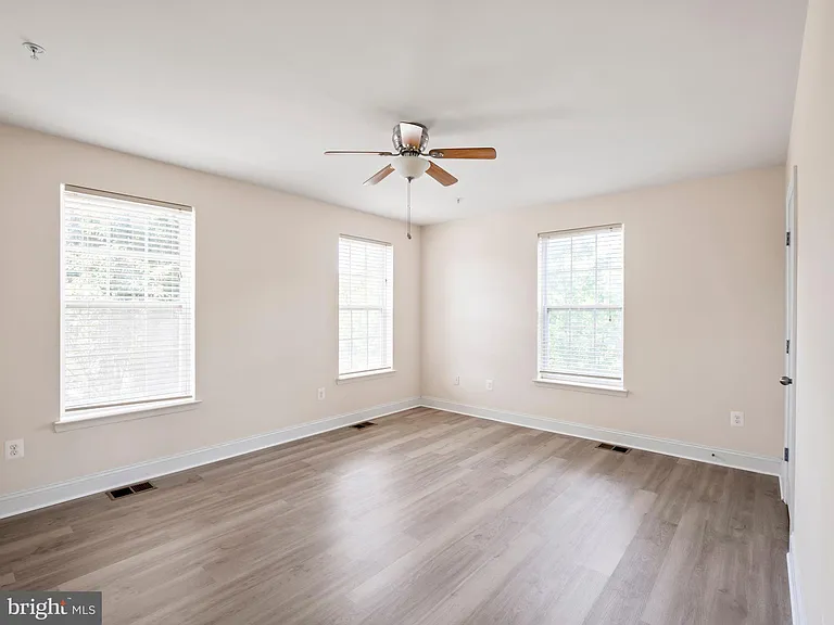 304 Orchard Ridge Dr — Photo 28