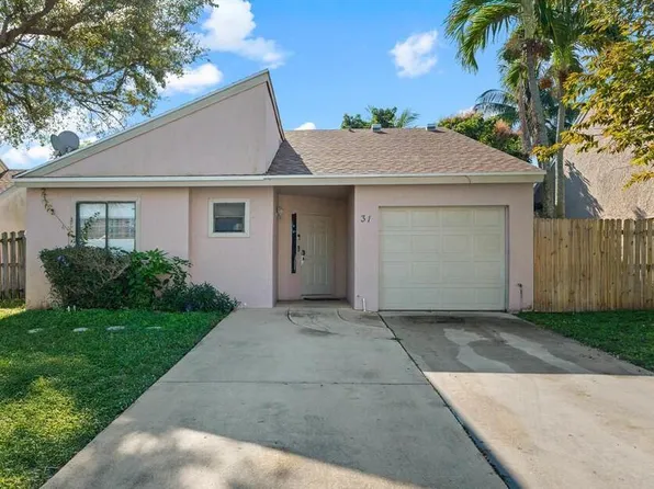 31 Peachtree Pl, Boynton Beach, FL 33436